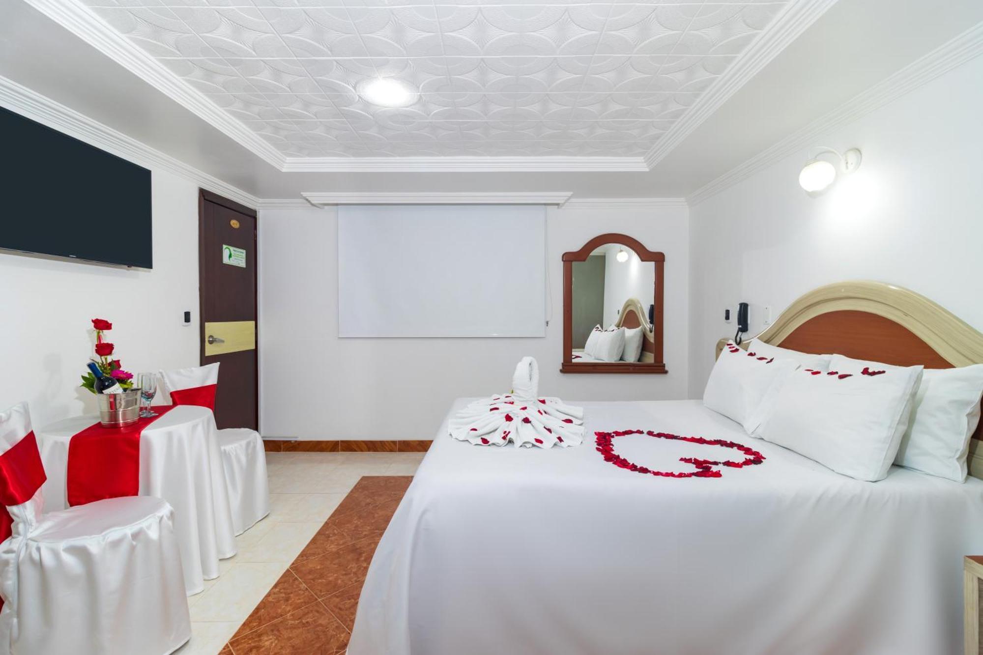 Hotel Zulita โบโกตา ภายนอก รูปภาพ